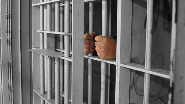 Семь советов временно заключенным в следственном изоляторе