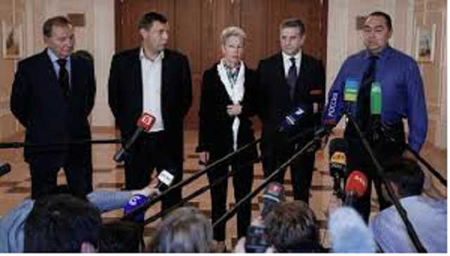 Переговоры «Нормандской четверки» в Минске продолжались 4 часа