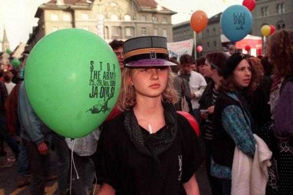 Революция в Швейцарии случается каждые три месяца