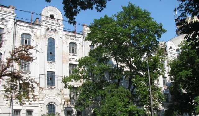 В Киеве с молотка продали историческое здание времен УНР