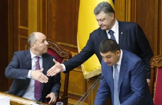 Среди лидеров недоверия украинцев – Порошенко, Гройсман и депутаты