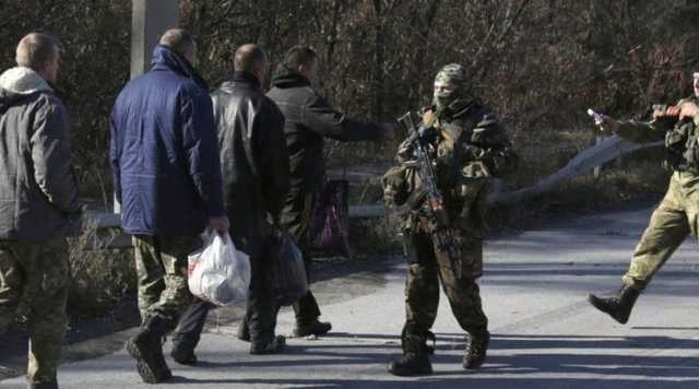 Обмен пленными на Донбассе состоится до 25 декабря - СМИ