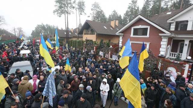 Юра, прощай. Луценко гонят в отставку из-за Михо и НАБУ