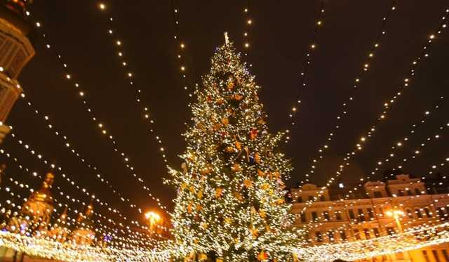 На открытии новогодней елки в столице будут работать металлодетекторы
