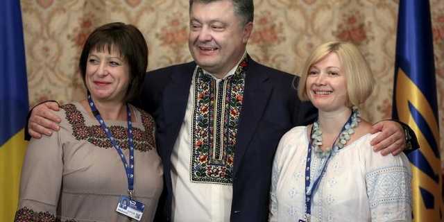 Они поют гимн и носят вышиванку только для того, чтобы украсть, — Евгений Черняк