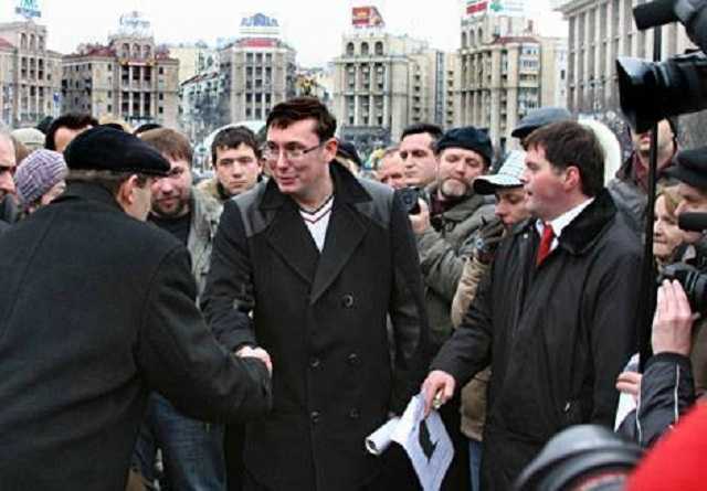 Владимир Бойко: «17 лет назад после застолья в политику отправился Юрий Луценко»