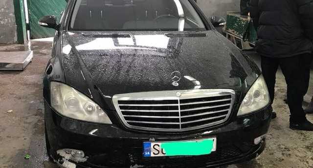 "Еще есть вопросы по евробляхам?" Украинца на таможне поймали с огромной суммой