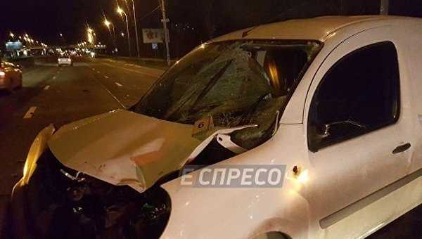 Перебегал восемь полос. В Киеве авто насмерть сбило юношу