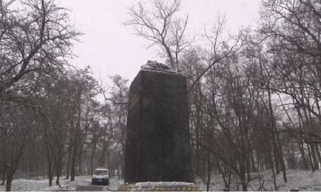 В Чернигове украли стокилограммовый бронзовый бюст Коцюбинского