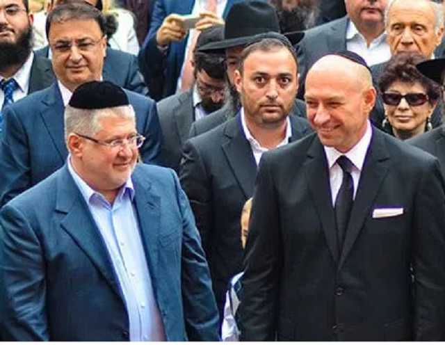 «У него есть несколько батальонов»: Коломойский может пойти ва-банк против Порошенко