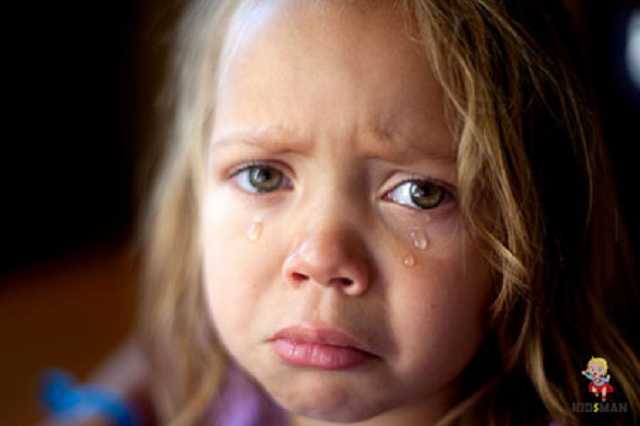 В Запорожье женщина вместе с любовником издевалась над дочкой