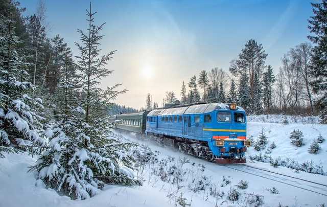 В «Укрзализныце» блокировали возврат билетов он-лайн