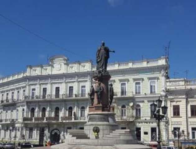 81% против: в Одессе массово негодуют из-за планов снести памятник Екатерине II