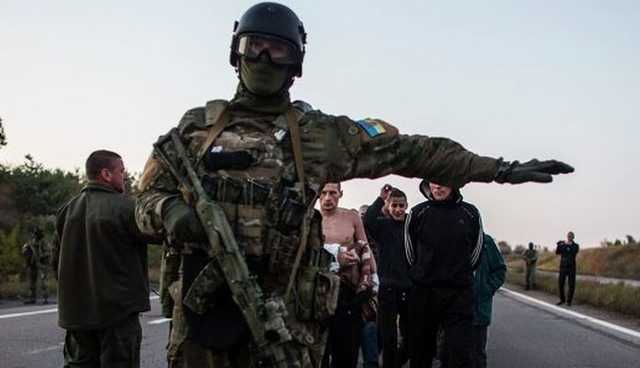 На Донбассе проходит обмен пленными: Боевики "ЛНР" уже передали Украине 16 человек