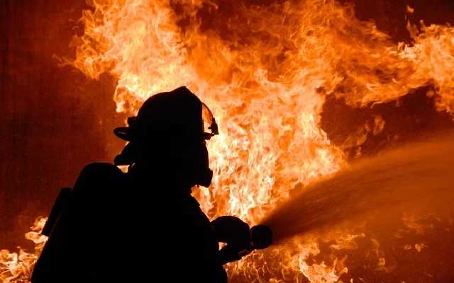 На Львовщине в пятиэтажном доме прогремел взрыв