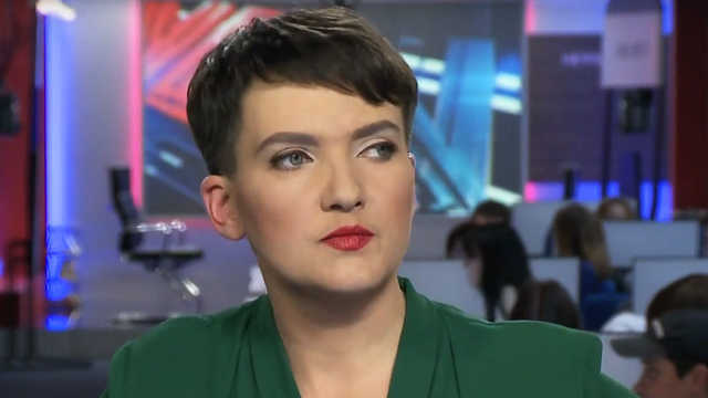 От женщины-вампа к инопланетянину: на видео показали, как менялся образ Савченко