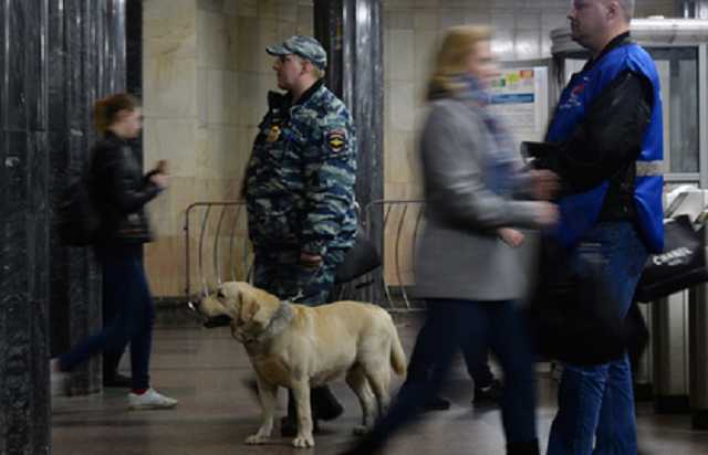 В Москве эвакуировали станцию метро из-за сладкого подарка