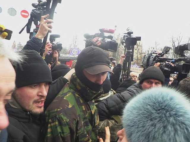 "Чарльз Линч": митингующие в Киеве требуют расследовать убийство Ноздровской в кратчайшие сроки