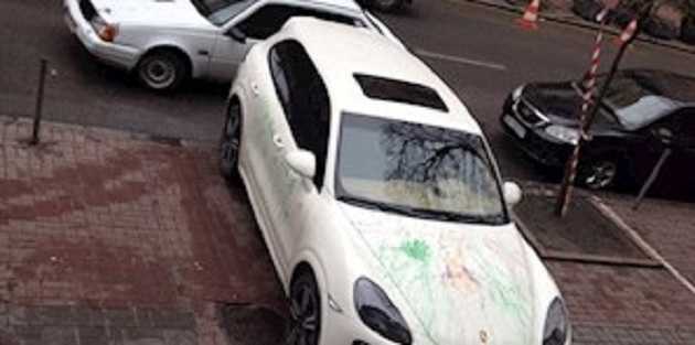 "Грязное животное": киевляне жестко проучили героя парковки