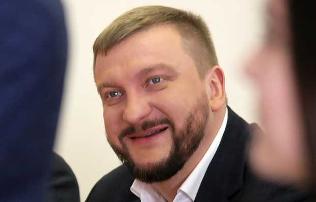 Минюст несет ответственность за некачественный закон о люстрации – "Венецианка"