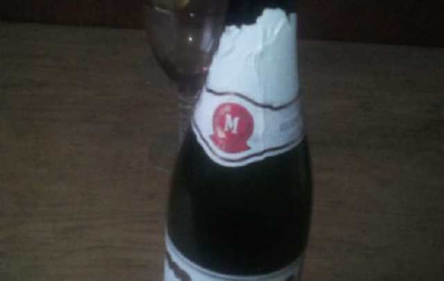 "Можно травить колорадского жука на огороде". Про российское шампанское