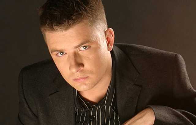 Сашко Лірник: В Москві грошей багато. Вали туди, брате!