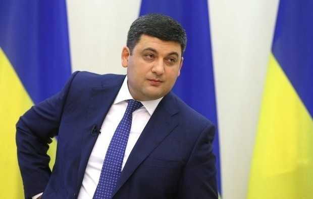 Кабмин поднимет зарплаты "эффективным" чиновникам