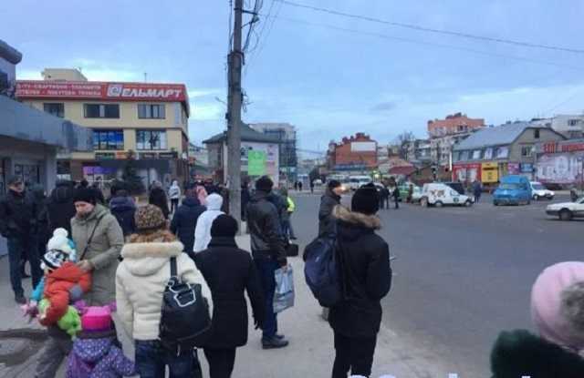 У Тернополі массовий страйк водіїв маршруток