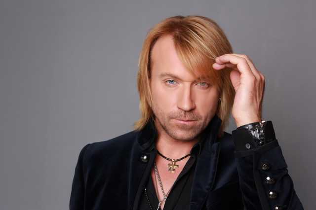 Журналисты рассекретили имя жены Винника: артист в ярости