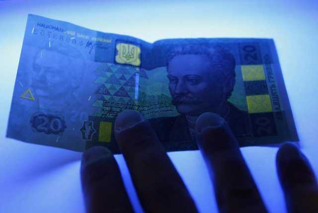 СБУ спіймала на хабарі столичного митника