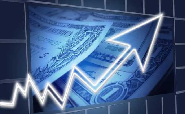 Инфляция в Украине ускорилась, а учителям подняли зарплаты: цифры и события недели