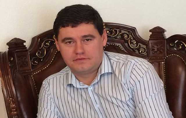 Стало известно имя депутата, пытавшегося дать взятку детективу НАБУ в 500 тыс.$