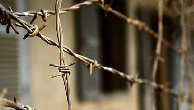 У Херсоні п’яний юнак розбив новий BMW об паркан колонії суворого режиму