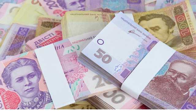 Для гривны забрезжил свет в конце туннеля. Чего ждать – укрепления или "поезда"