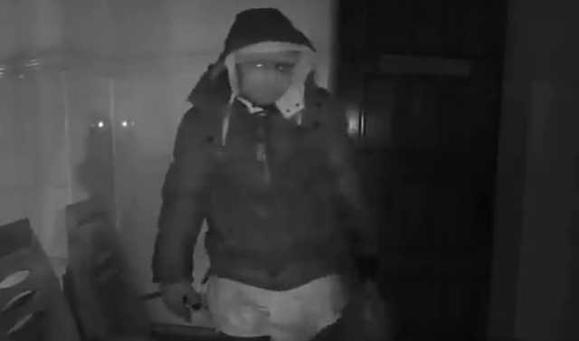 В Ирпене «Муниципальная стража» без причин выгнала мужчину на мороз, сеть возмущена