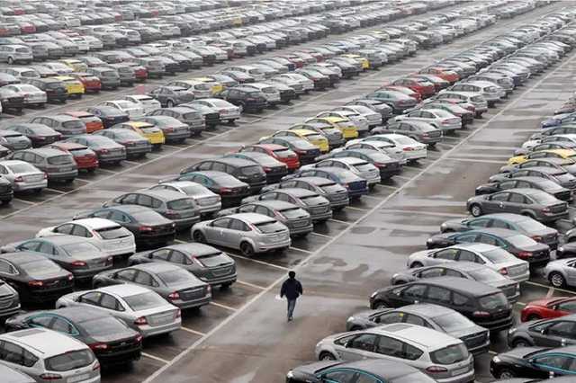 Как «птенцы гнезда Минюста» разозлили соцсети «дерибаном» конфиската