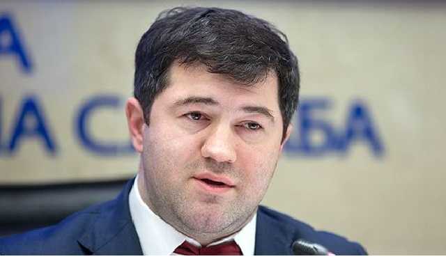 Насиров жил в Лондоне в двух квартирах