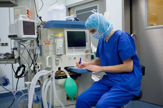 В Никополе массово увольняются хирурги и анестезиологи