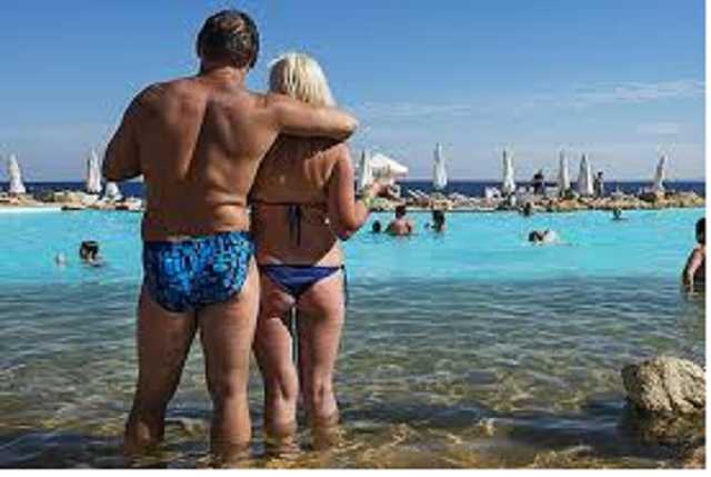 Сотни украинских туристов оказались заблокированы в аэропорту Египта