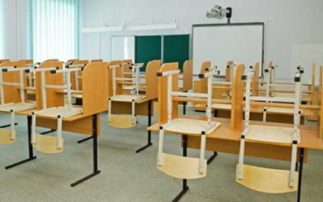 У Черкасах через проблеми із водою діти пішли на вимушені канікули