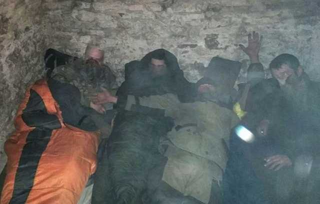 Суп едим руками, зрады нет: в сеть попало фото разведчиков АТО