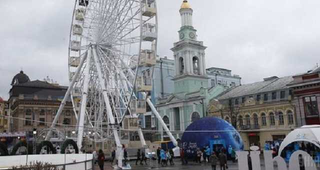 Пасинок помічника Супруненка і БППшника безкоштовно отримав Контрактову площу на два місяці