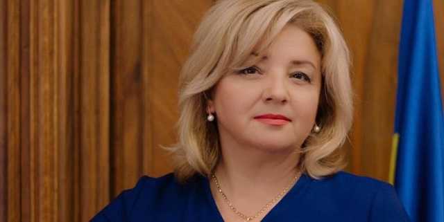 Глава Госаудита призналась, откуда у нее золотые слитки, $112 тысяч и внедорожник