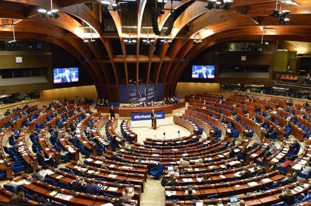 ПАСЕ проголосовала резолюцию по Украине с «поправкой Новинского»