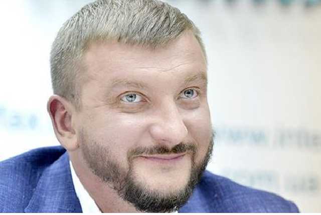 В Украине снизился темп люстрации – до 2 люстрированных чиновников в месяц