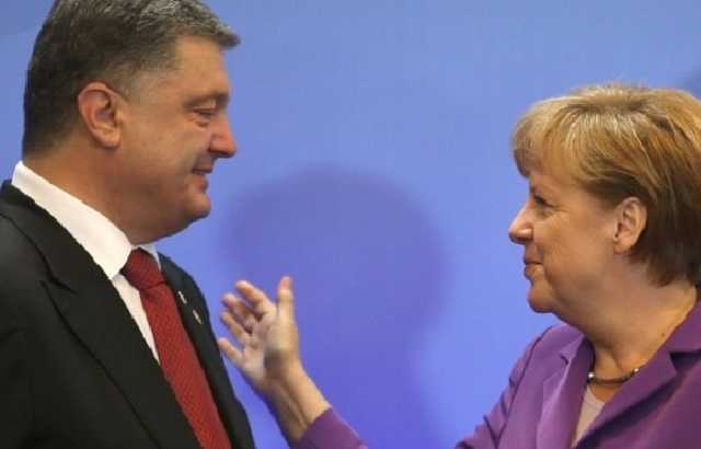 Запад стремится взять под контроль власть Порошенко ради реформирования Украины – эксперт