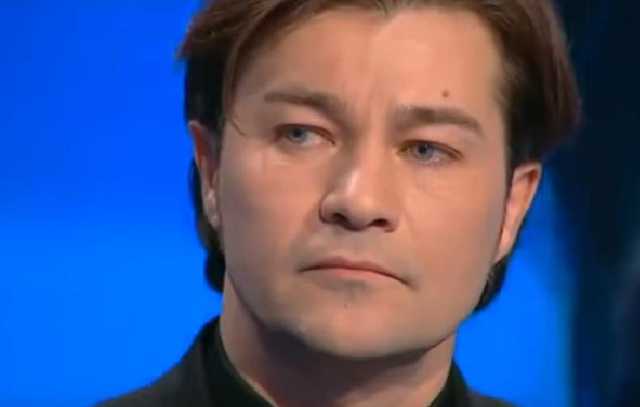 Украинский министр попал в громкий скандал из-за поездки в Швейцарию: появились пояснения