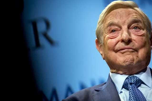 Сорос в Давосе обозвал президента США временщиком — мафиози