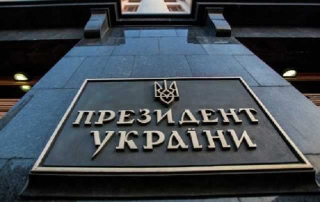 Порошенко намагається, як його попередники, робити ставку на фальсифікацію підрахунку голосів – Павловський