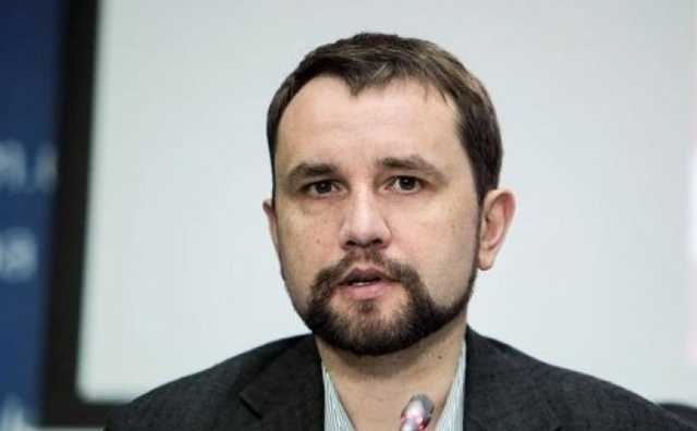 Вятрович сравнил Цоя, Высоцкого и Булгакова с пачкой сигарет